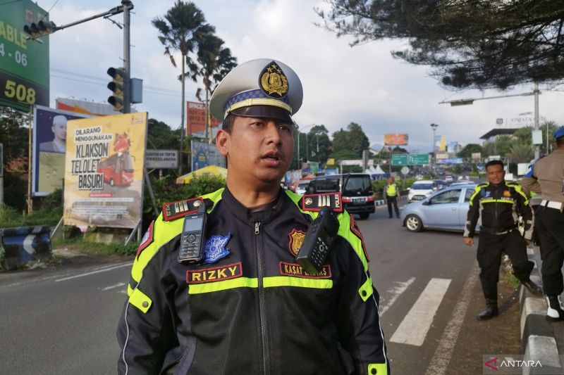 Sistem Satu Arah di Jalur Puncak ke Jakarta dalam Arus Balik Diakhiri