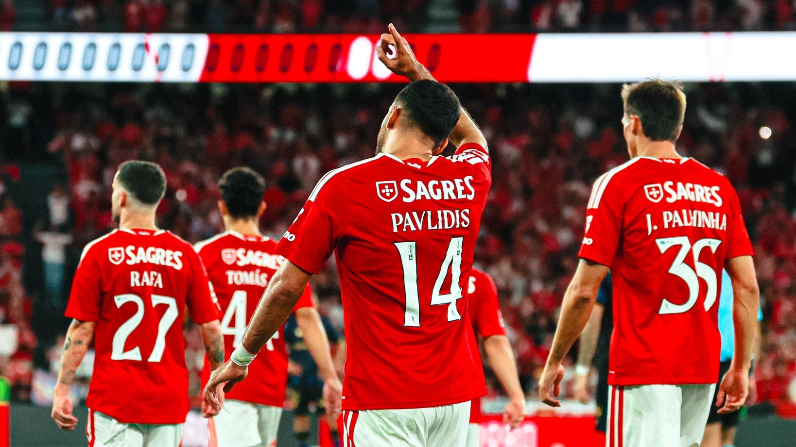 Prediksi skor AC Milan vs Benfica di Liga Europa 2026/27