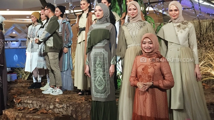 Ayu Dyah Andari Hadirkan Busana Mewah Ramah Lingkungan di Fashion Rhapsody