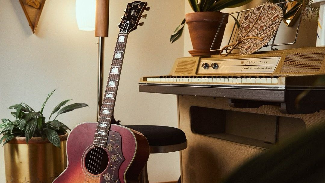 Gibson Rilis Gitar Edisi Terbatas dari Jimmy Page