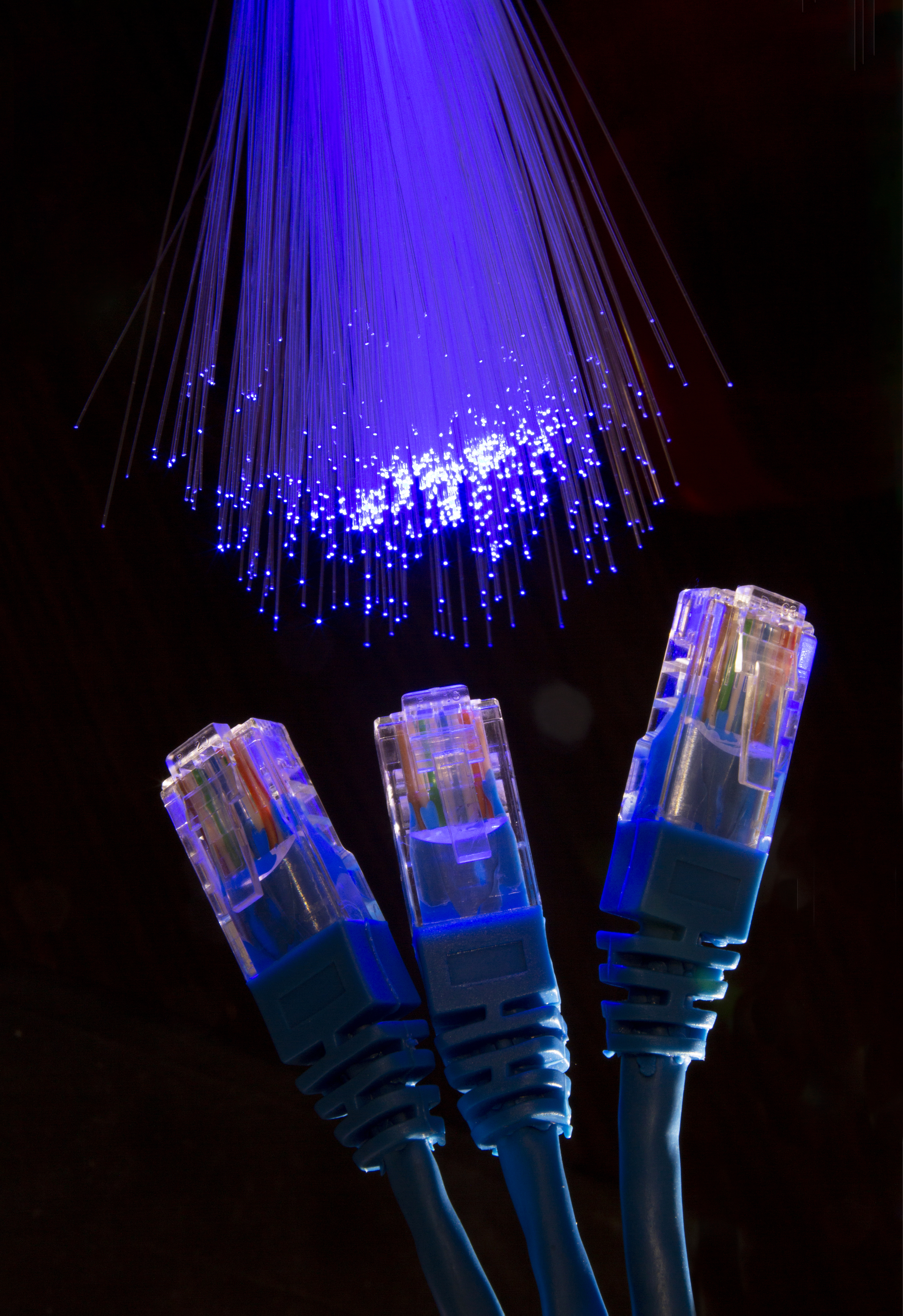 Apa Itu Fiber Optik
