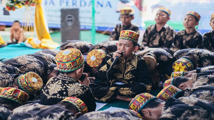 Warna-Warni Tradisi Maulid Nabi Muhammad SAW di Indonesia