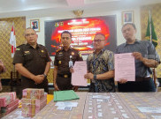 Terdakwa Divonis, Kejari Solo Kembalikan Uang Nasabah Rp 9,7 Miliar yang Dibawa Kabur Sopir Bank Jateng