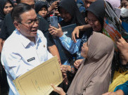 Pemutihan Ijazah DKI Tahap V Rampung, 2.753 Siswa Terima Bantuan