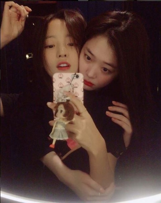 Goo Hara dan Sulli