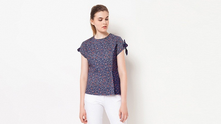 Batik kerja jenis blouse. (Foto: istyle.id)