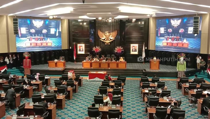 Penetapan Rancangan Peraturan Daerah (Raperda) Anggaran Pendapatan dan Belanja Daerah (APBD) DKI Jakarta tahun anggaran 2020. (Foto: MP/Asopih)