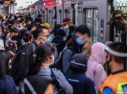 Pengguna KRL Membludak di Stasiun Bogor Gegara Pengaturan Jam Kerja Tak Efektif