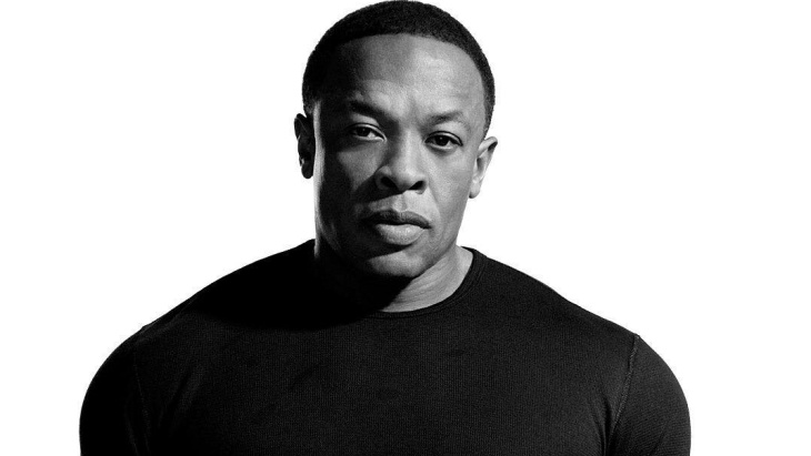 Dr. Dre Menerima Penghargaan atas Dedikasinya di Musik Hip-Hop 