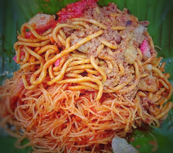 Mi caluk khas Aceh dapat dinikmati beragam cara. (Foto: instagram.com/makan.enak.sedap)