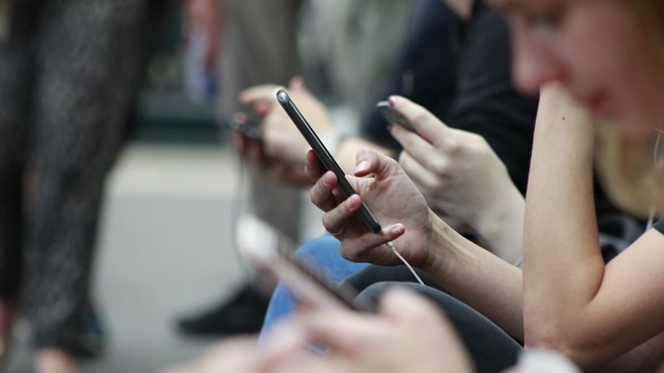 Recharge Diri Sendiri, Lakukan Detoks Media Sosial