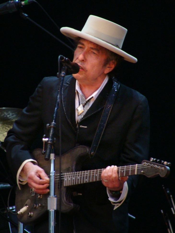 Tulisan Tangan Lirik ‘Desolation Row’ Bob Dylan Dilelang Rp 6 Miliar