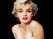 Hugh Hefner Dimakamkan di Sebelah Marilyn Monroe