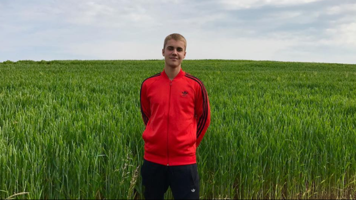 Justin Bieber Dilempar Botol Gara-gara Tak Hapal Lagu Sendiri