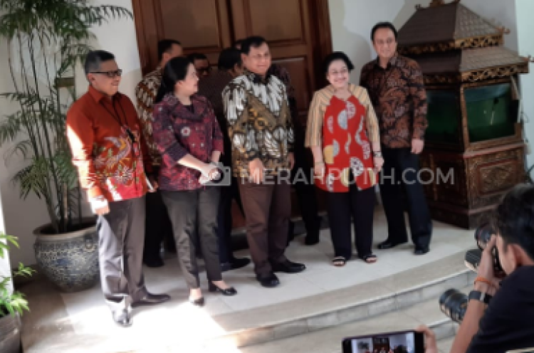 Temui Megawati, Prabowo Umbar Senyuman