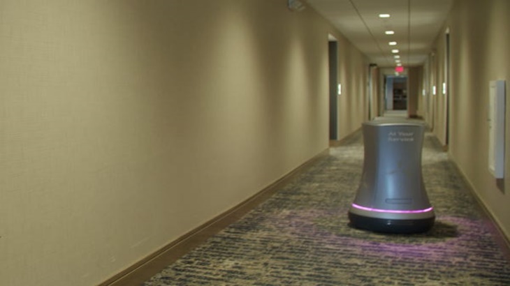 Rosé, Robot Kepala Pelayan Hotel Pembawa Anggur
