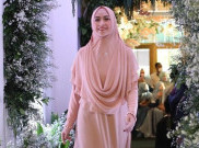Makin Elegan Berbusana Muslim dengan Kristal Swarovski
