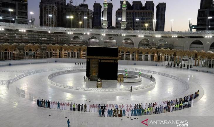 Ketua MPR: Ibadah Haji Tahun Ini Tergantung Penurunan Kasus COVID-19 di Tanah Air