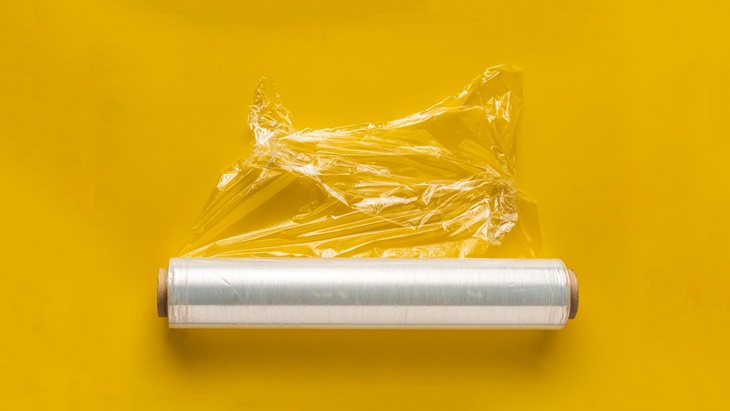 Membungkus Makanan Panas dengan Plastik, Berbahaya