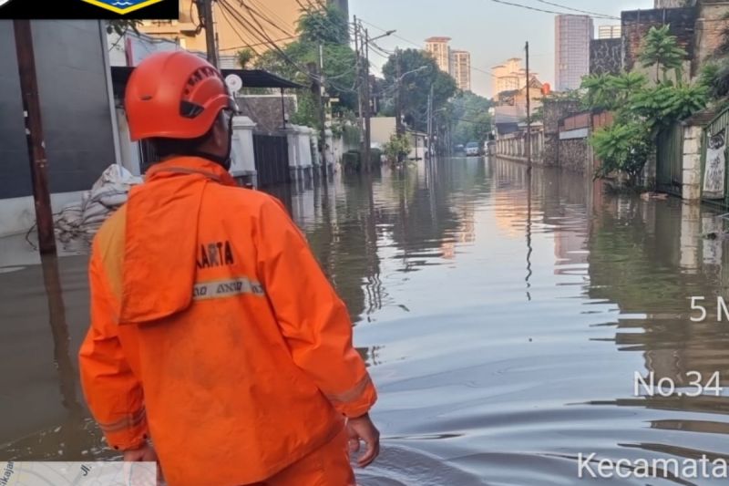 Ratusan RT Jakarta Dikepung Banjir, Gubernur Pramono Tunjuk Biang Keroknya Ada 2