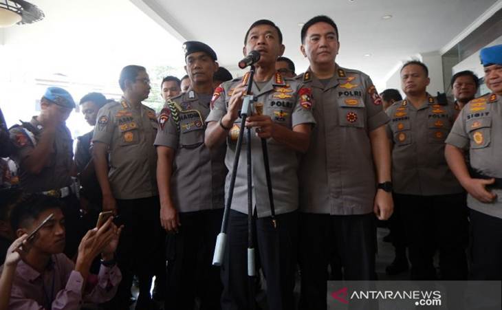 Dua Penyerang Novel Ternyata Anggota Polisi, Kapolri Merasa Prihatin