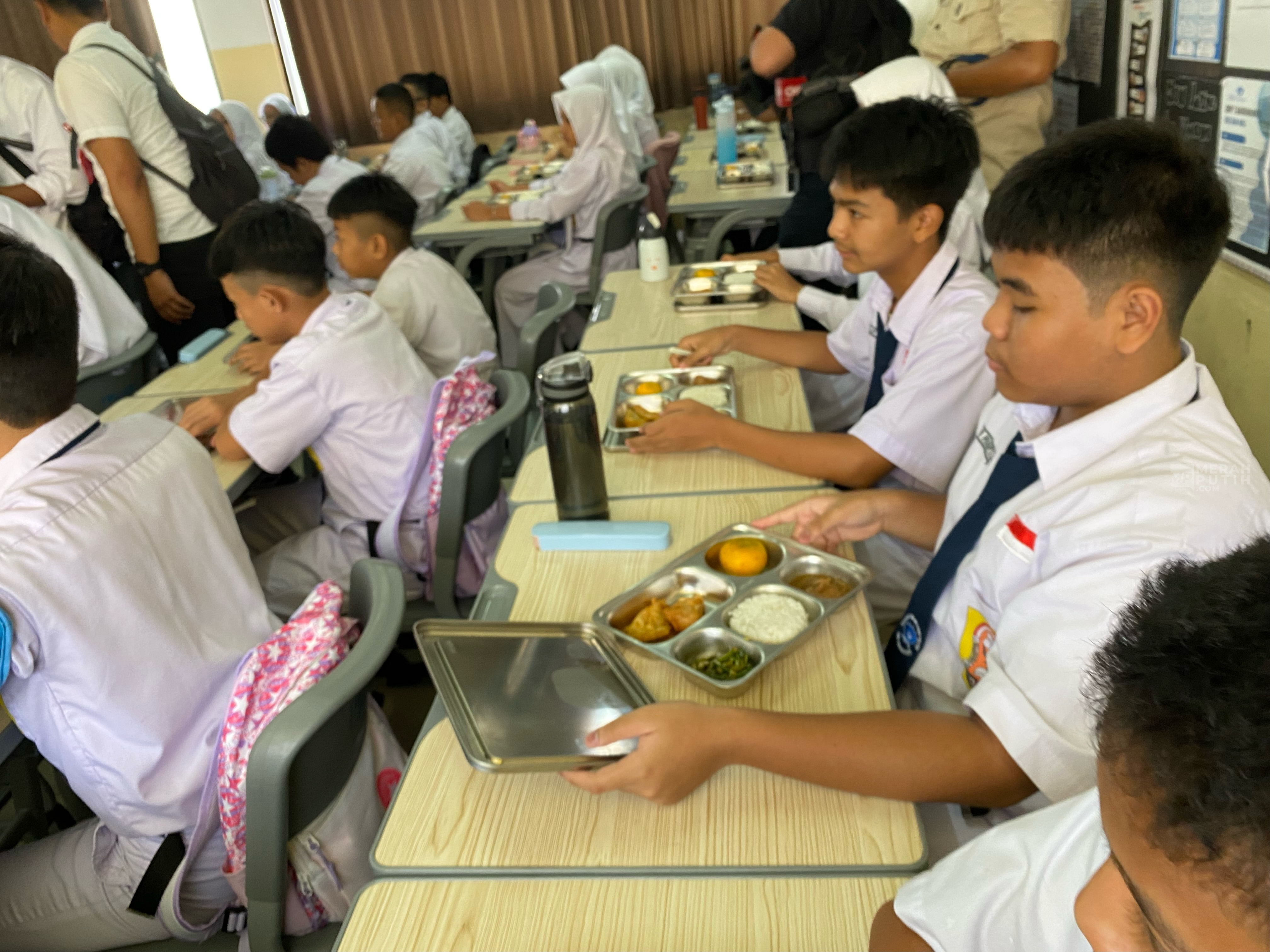 Golkar Sebut Makan Bergizi Gratis Tonggak Sejarah Bangun SDM Unggul