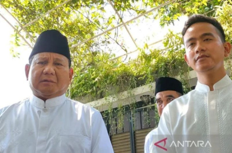 Pengamat Politik Ungkap Manuver Gibran Dampingi Prabowo Temui Relawan Rugikan Jokowi