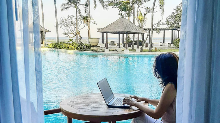 Gaya Kerja Leha-Leha 'Abdi Korporat' di Bali