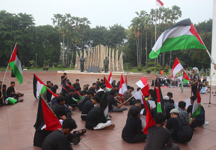  Aksi Damai Solidaritas Untuk Palestina di Tugu Proklamasi Jakarta