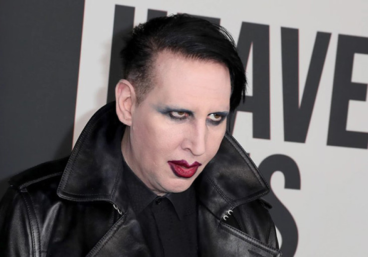 Esme Bianco Layangan Tuduhan Pemerkosaan kepada Marilyn Manson