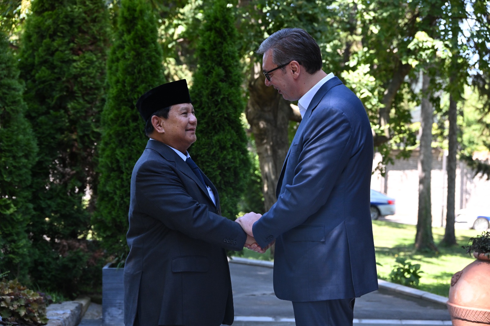 Prabowo Temui Presiden Aleksandar Vucic untuk Perkuat Kerja Sama Ekonomi dengan Serbia