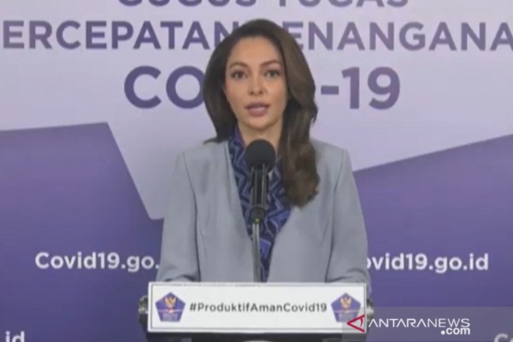 Anggota Tim Komunikasi Publik Gugus Tugas Percepatan Penanganan (GTPP) COVID-19 Reisa Broto Asmoro berbicara dalam konferensi pers di Graha BNPB Jakarta, Jumat (10/7/2020). (ANTARA/Katriana)