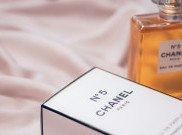 Cara Pakai Kertas Tester Parfum yang Benar