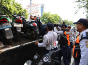 Pemprov DKI Perangi Parkir Liar, 600 Personel Gabungan Turun Tertibkan 15 Titik Prioritas