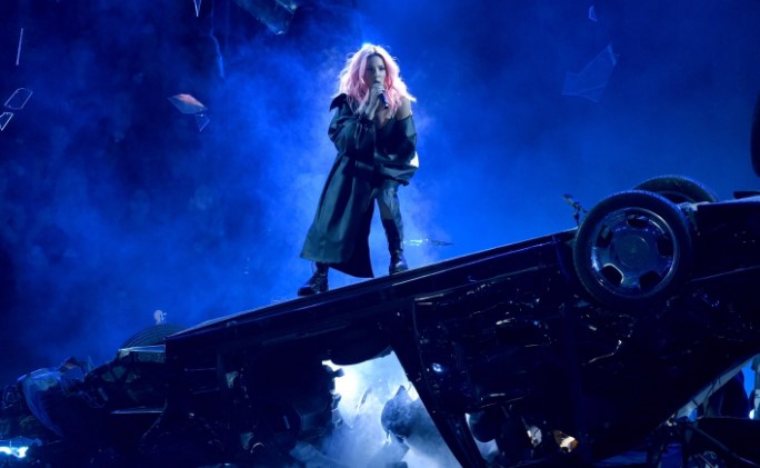 Beberapa Penampilan Terbaik di iHeartRadio Music Awards 2019