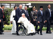 Tidak ke Jakarta, 800 Umat Katolik dan 100 Pastor Ikut Misa Suci Paus di Dili