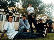 Kejutan dari Neck Deep: Album Self-Titled Hadir dalam Edisi Deluxe September Ini