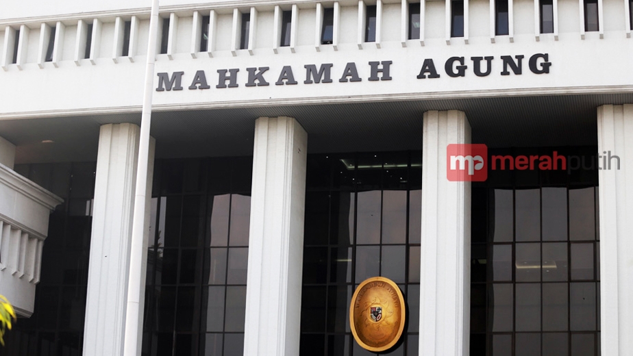 Desmond Sebut Mahkamah Agung Sarang Koruptor