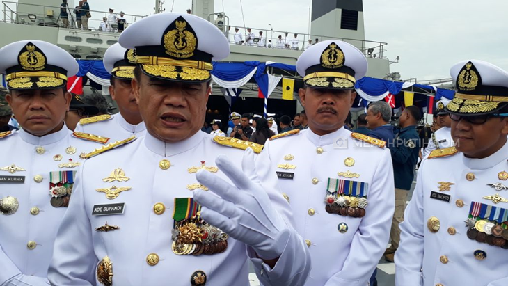Tabur Bunga di Atas KRI Makassar, KSAL Ingatkan Ancaman Maritim