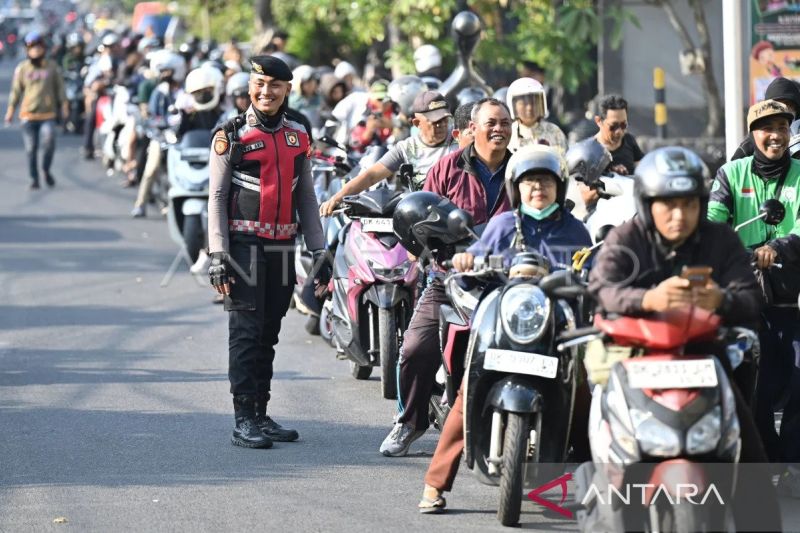 Warga Bali Antre Beli BBM, Koster Meminta Masyarakat Tidak Panik 