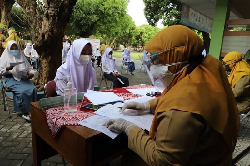 Vaksinasi COVID-19 bagi pelajar di SMA Jetis, Bantul, DIY. (Foto Humas Protokol Bantul)