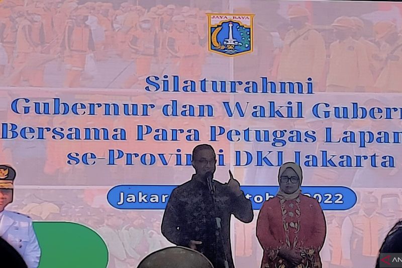 Penumpang Keluhkan Sistem Baru TransJakarta, Anies Colek Direksi