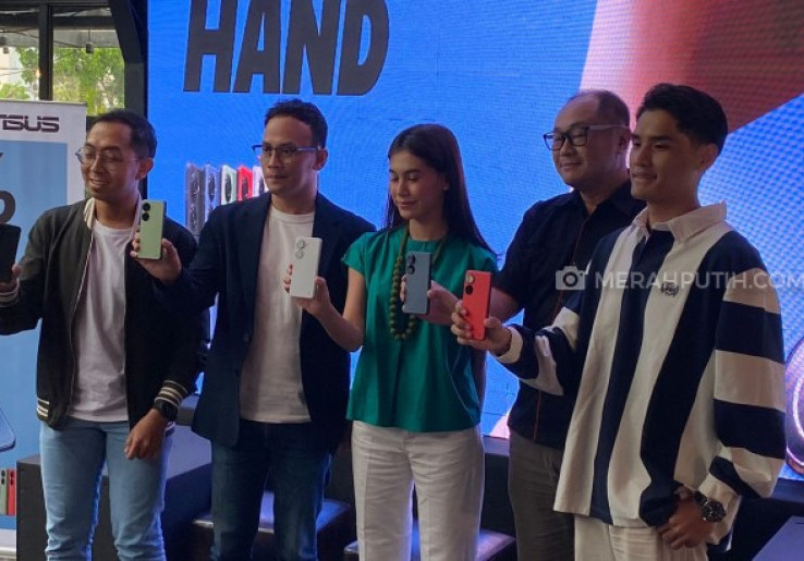 Asus Luncurkan Zenfone 10, Si Kecil Cabe Rawit