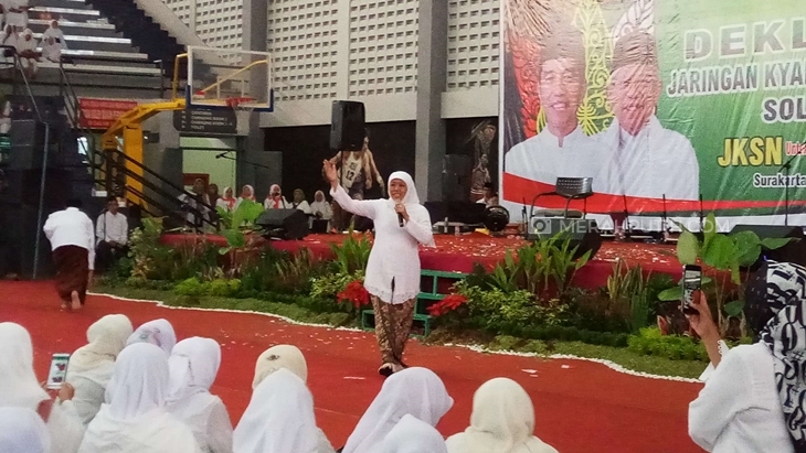 Hadiri Deklarasi JKSN di Solo, Khofifah Desak Fadli Zon Minta Maaf Soal Puisi 'Doa yang Tertukar'