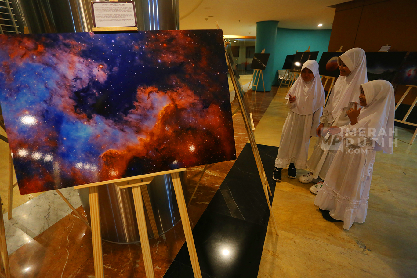 Pameran Mini Astronomi di Planetarium Jakarta Ajak Pengunjung Mengenal Gerhana Lebih Dekat