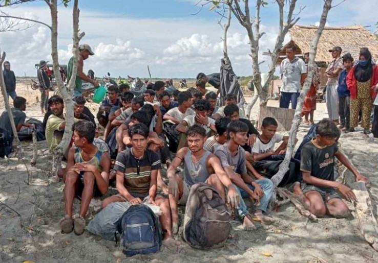 Nyaris 100 Pengungsi Rohingya Datangi Aceh, Ada yang Nekat Berenang ke Bibir Pantai