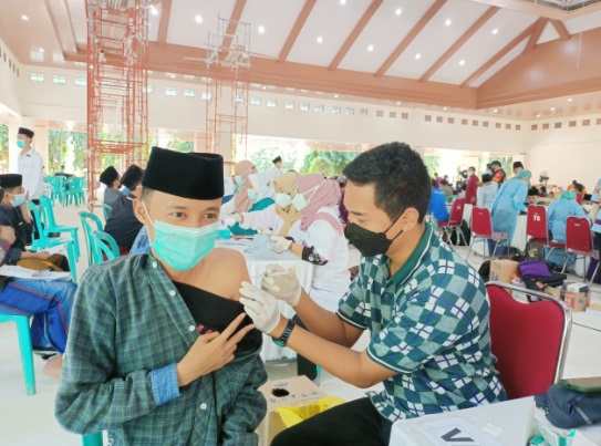 ISNU Sumbang Capaian Vaksinasi Kota Kediri
