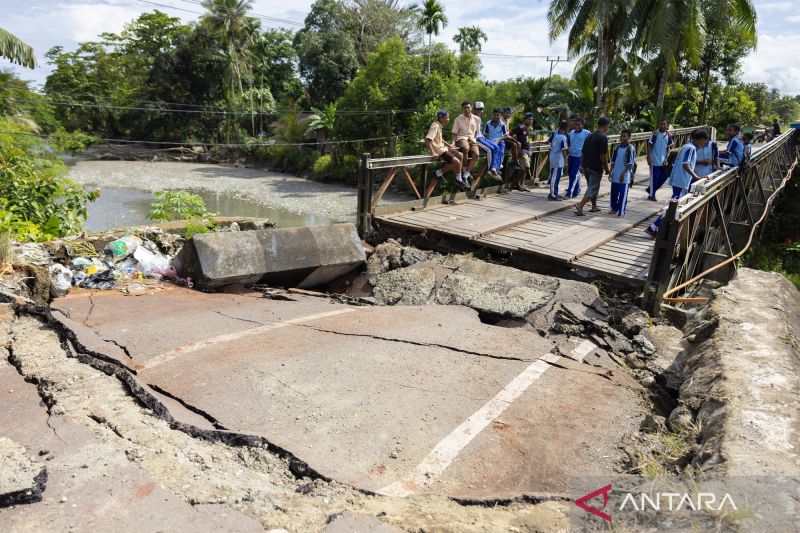 Kekuatan Gempa Susulan Menurun, BPBD Minta Warga Nabire Jangan Panik
