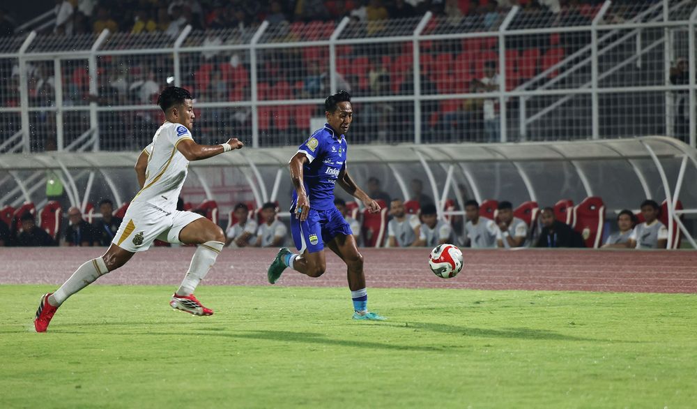 Hasil Super League 2025/2026: Comeback Menang, Persib Bandung Sikat Bhayangkara FC 4-2 untuk Kembali ke Puncak Klasemen