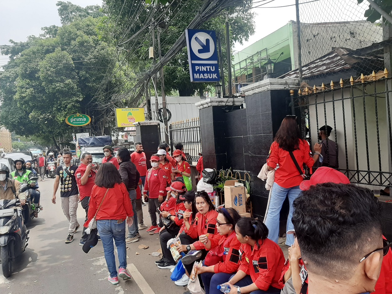 Massa Pemuda Batak Bersatu. Foto: MP/Kanu